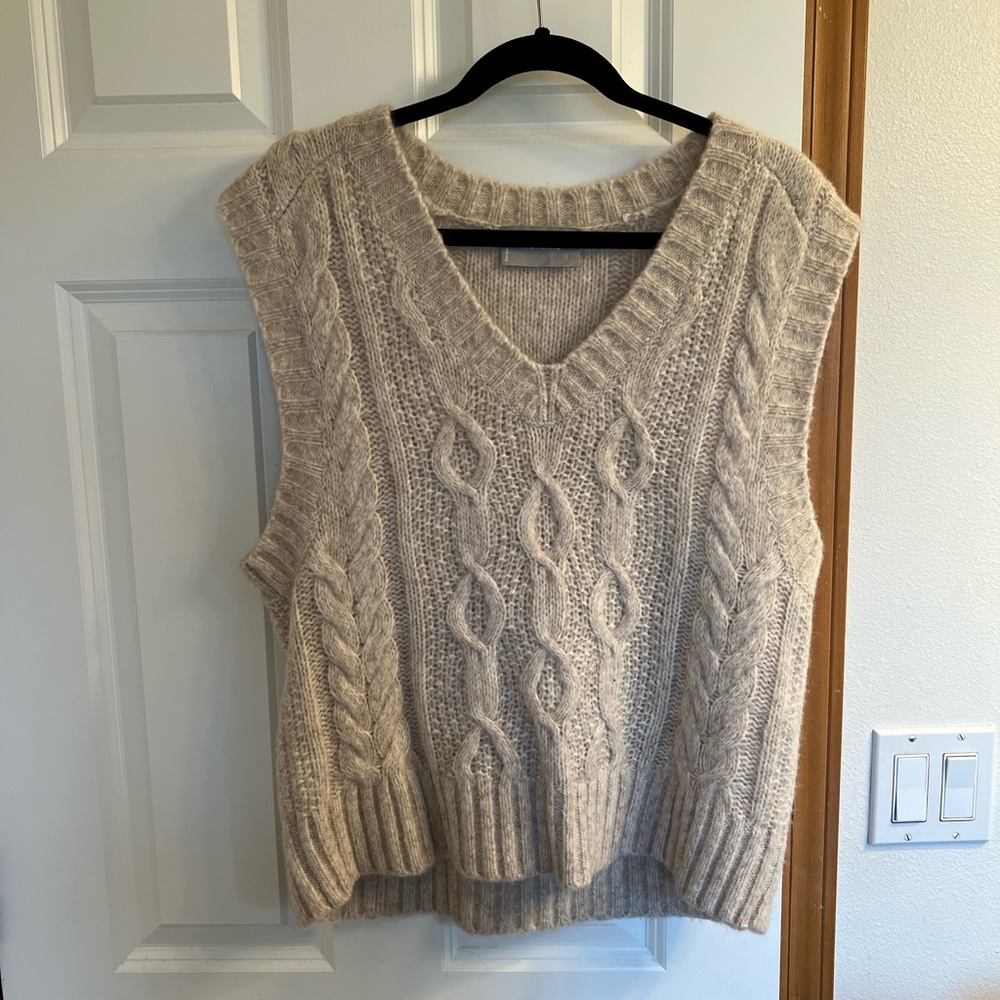 Everlane sweater vest